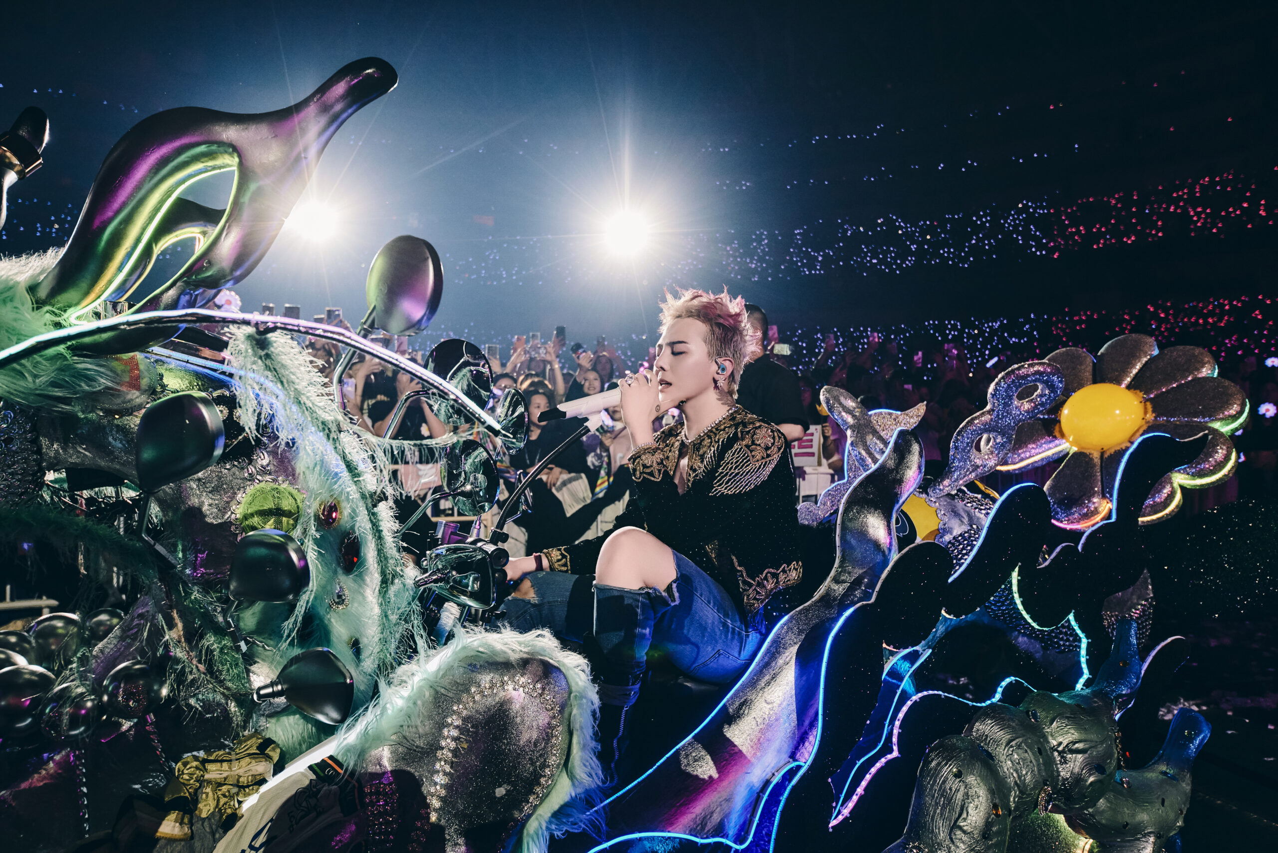 G-DRAGON Announces 2025 World Tour [Übermensch] Dates